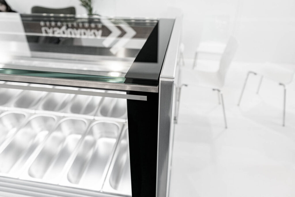 Gelato Cabinet Neo by La Squadra