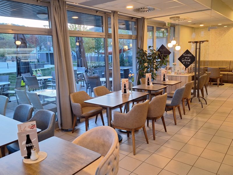 Shopfitting cafe koller 6.jpeg